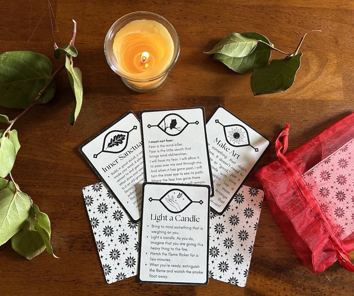 Be Not Afraid: Cards for Courage - Alanna Peterson